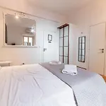 Cristel Cozy Rooms - Termini Train Station