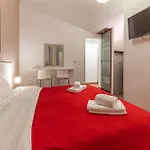 Cristel Cozy Rooms - Termini Train Station