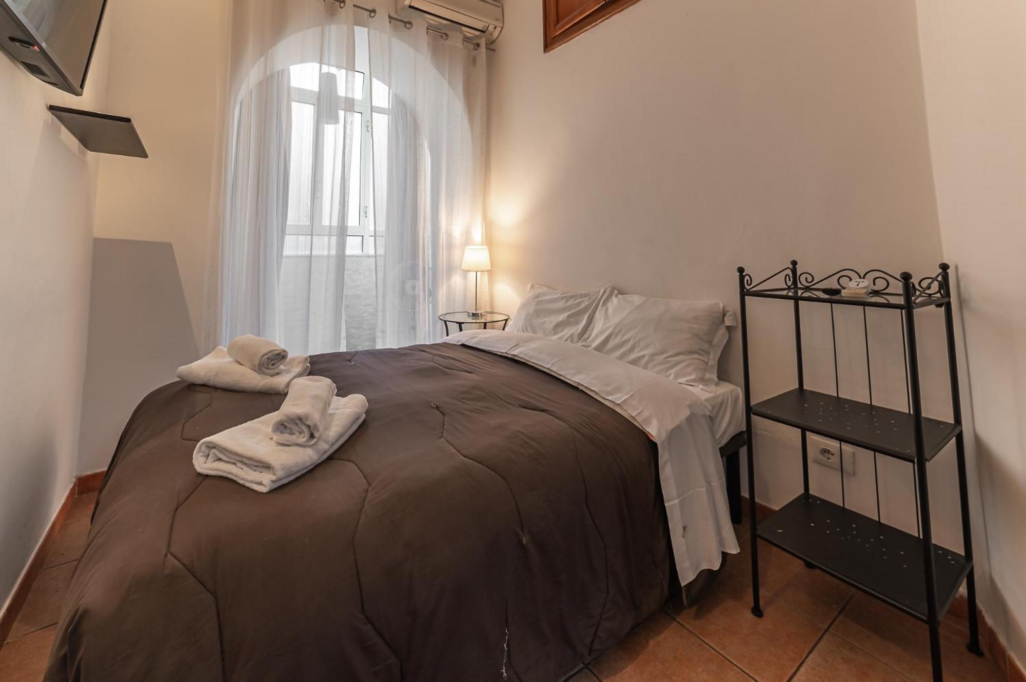 Bed and breakfast Cristel Cozy - Termini Train Station *