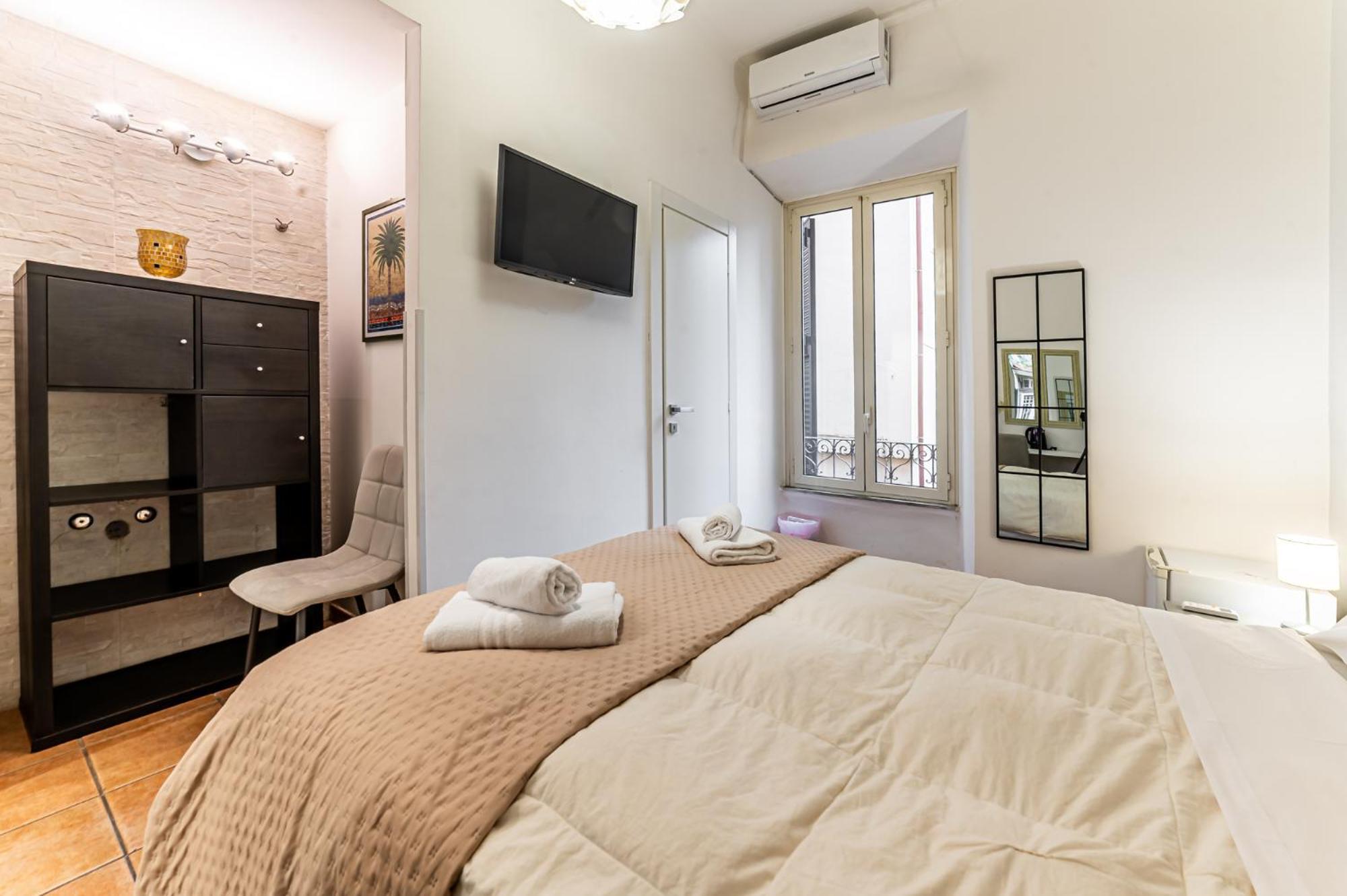 Cristel Cozy - Termini Train Station Bed and breakfast